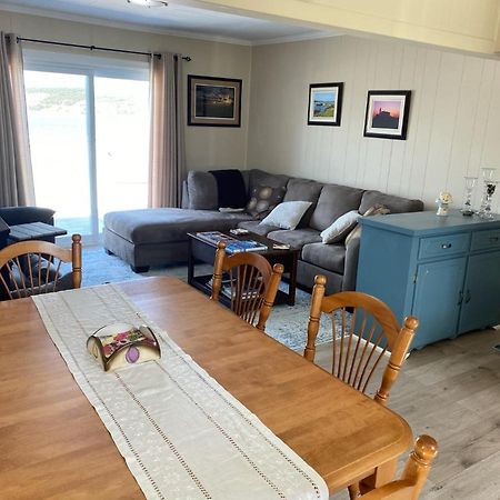 Rocky Harbour Oceanfront Vila Exterior foto