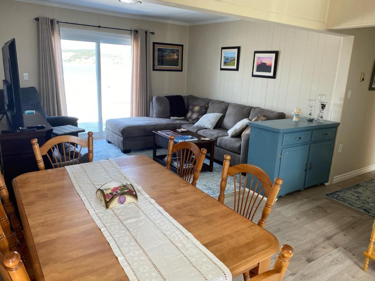 Rocky Harbour Oceanfront Vila Exterior foto